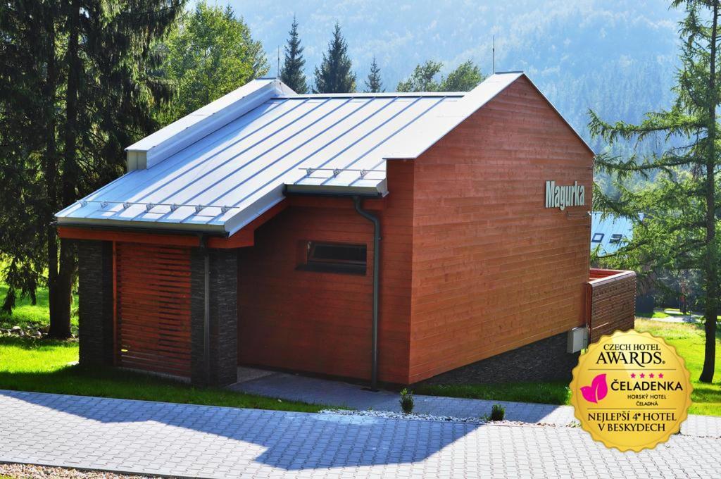 Horsky Hotel Celadenka / Mountain Resort Čeladná Eksteriør billede