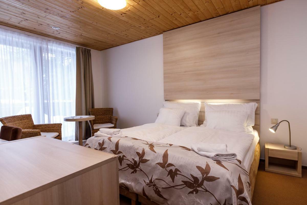 Horsky Hotel Celadenka / Mountain Resort Čeladná Eksteriør billede