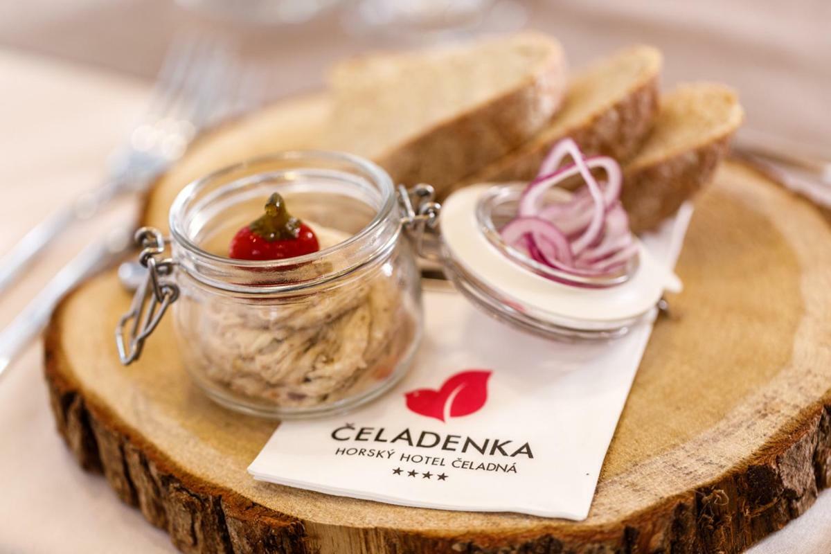 Horsky Hotel Celadenka / Mountain Resort Čeladná Eksteriør billede